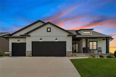 1070 Sunrise, Ely, IA 52227