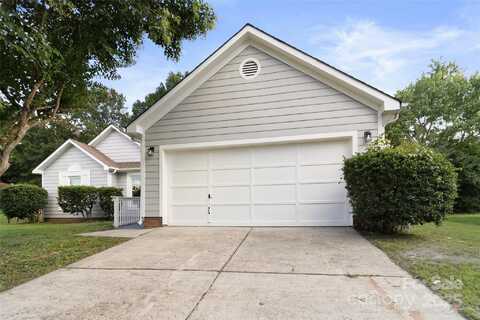 10712 Whittersham Drive, Charlotte, NC 28262