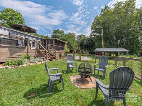 248 Max Thompson Road, Canton, NC 28716