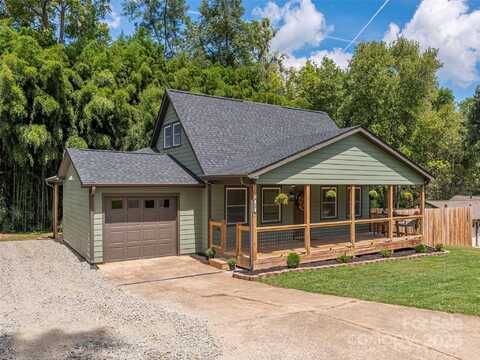 93 Cresthaven Drive, Clyde, NC 28721