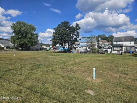 608-610 MAPLE Street, Berwick, PA 18603