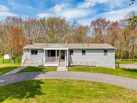 7 Old Black Point Road, East Lyme, CT 06357