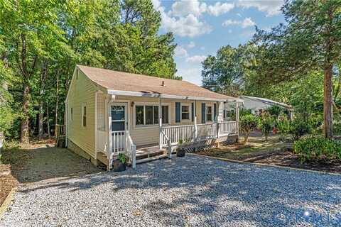 7816 Marthaven Drive, North Chesterfield, VA 23235