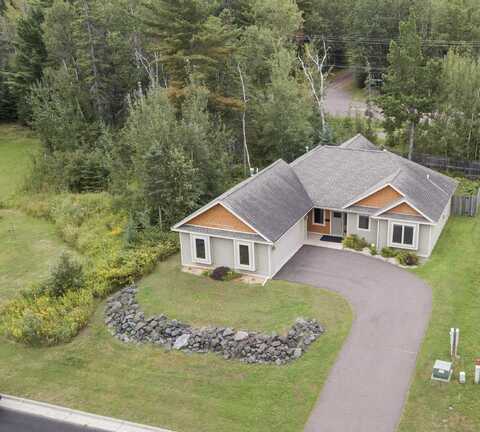 1405 Harbor Hills Dr, Two Harbors, MN 55616