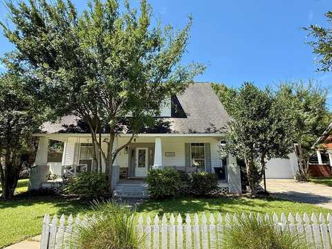 102 Morning Glory Lane, Dothan, AL 36303