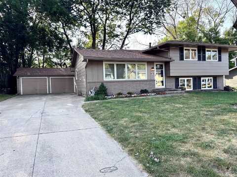 1136 33rd Street, West Des Moines, IA 50266
