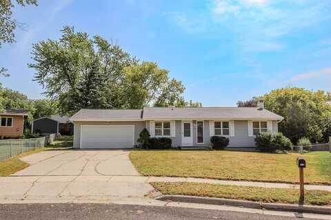 306 Schubert Circle, Ames, IA 50014