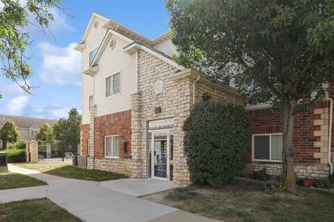6255 Beechtree Drive unit: 5302, West Des Moines, IA 50266