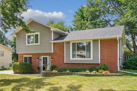 320 33rd Street, West Des Moines, IA 50265