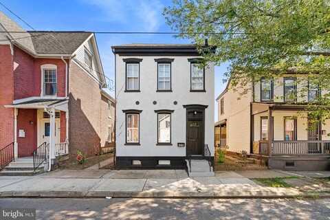 420 WALNUT STREET, POTTSTOWN, PA 19464