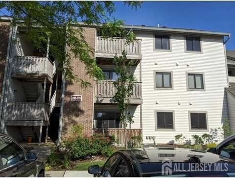 4805 Ravens Crest Drive, Plainsboro, NJ 08536