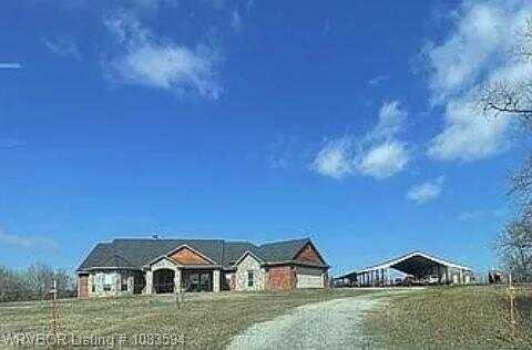 2034 Mulberry Wire RD, Mulberry, AR 72947