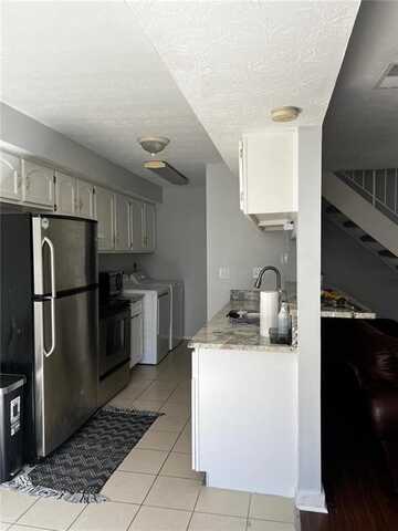 1346 Old Coach Road, Marietta, GA 30008