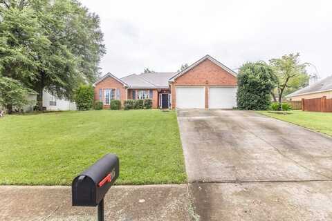 205 Woods Edge Way, Warner Robins, GA 31088