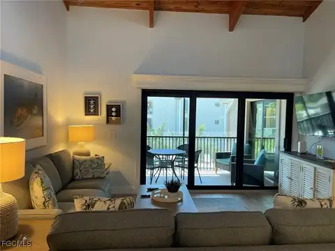 627 Nerita Street unit: F-3, Sanibel, FL 33957