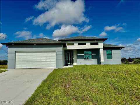 2708 Floyd Avenue S, Lehigh Acres, FL 33976