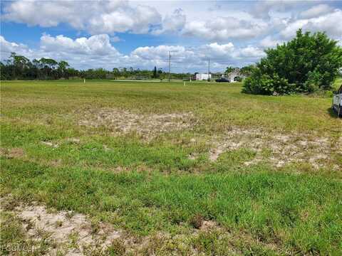 1721 NW 43rd Avenue, Cape Coral, FL 33993