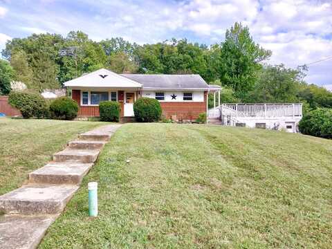624 S MAGNOLIA AVE, WAYNESBORO, VA 22980