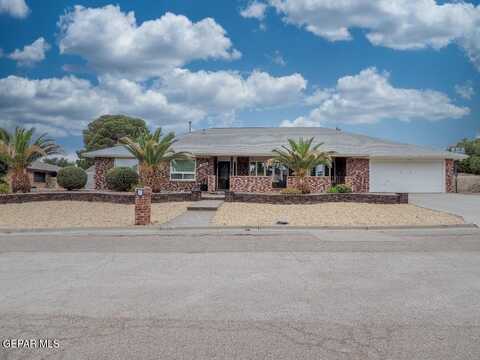 10945 GARY PLAYER Drive, El Paso, TX 79935