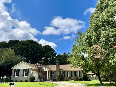 1903 Crooked Creek Road, Greenville, NC 27858