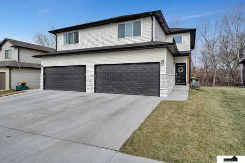 6204 Franciscan Drive, Lincoln, NE 68526