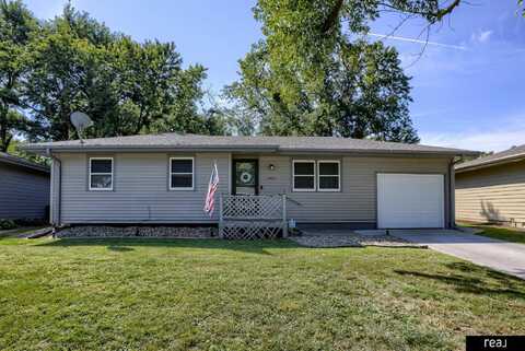 10913 Jones Street, Omaha, NE 68154