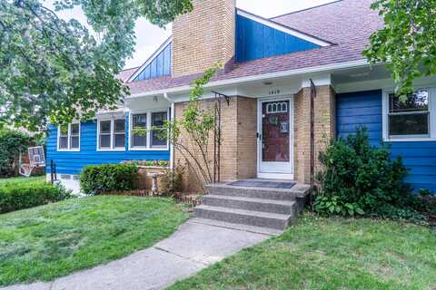1419 Pickett Street SE, Grand Rapids, MI 49508