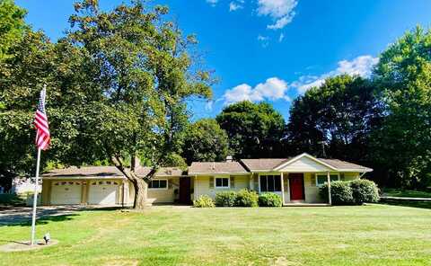 1205 Leinbach Avenue, Bloomfield Hills, MI 48302
