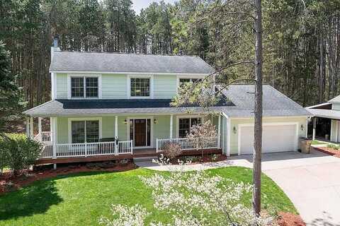 4530 Summit Forest Drive NE, Rockford, MI 49341