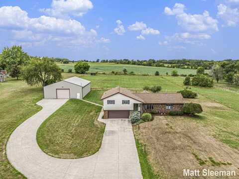 177 96th Ave, Holland, MI 49424