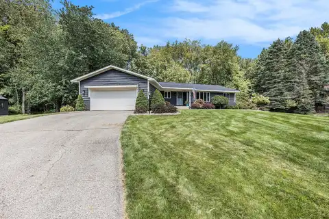 3145 Lindenwood Drive SE, Kentwood, MI 49512