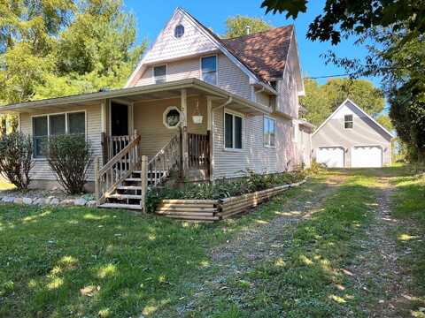 23684 N Shore Drive, Edwardsburg, MI 49112