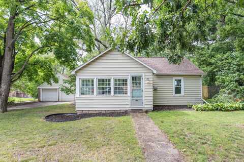 3704 Lovers Lane, Kalamazoo, MI 49001