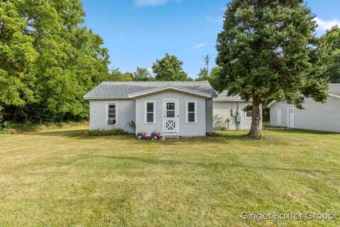 1426 Kenwood Avenue, Belding, MI 48809
