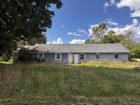 13509 Cypress Avenue, Sand Lake, MI 49343
