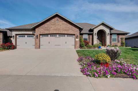 1653 N Feather Crest Drive, Nixa, MO 65714