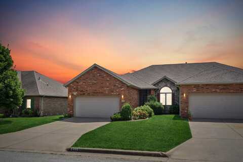 2400 W Deerbrooke Trail, Ozark, MO 65721