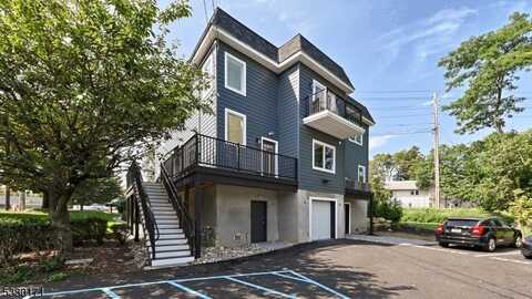 126 Newark Pompton Tpke, Pequannock, NJ 07440