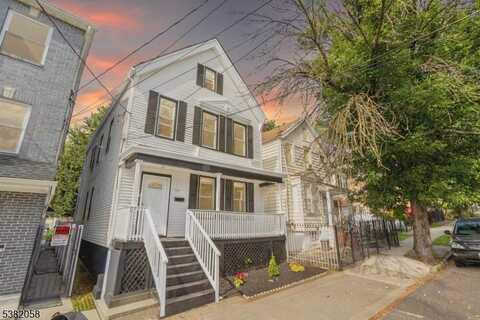 71 Winans Ave, Newark, NJ 07108