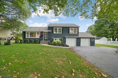 79 Townsend Dr, Florham Park, NJ 07932