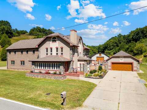 1915 Green Valley Road, Huntington, WV 25701