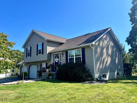 2219 Wooded Way, Huntingdon, PA 16652