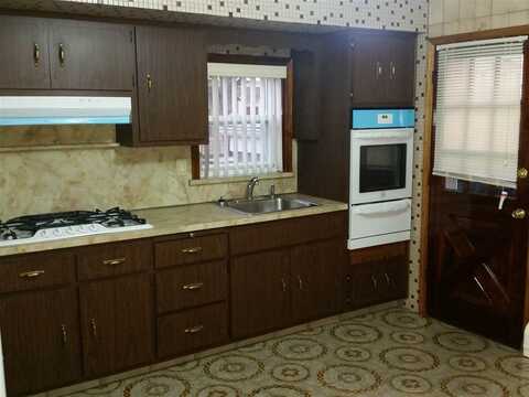 343 NEW YORK AVE, JC, Heights, NJ 07307