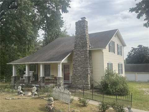 6601 E 137th Street, Grandview, MO 64030