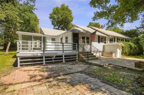 13202 Parker Avenue, Grandview, MO 64030