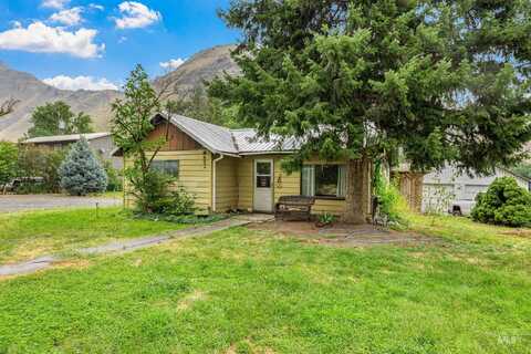 620 S Main Street, Riggins, ID 83549
