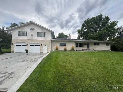 806 N 650 E, Basalt, ID 83218
