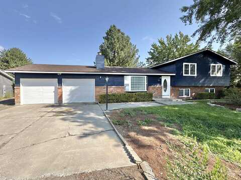 60 E 23rd N, Mountain Home, ID 83647