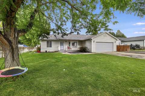916 E 15th Ave, Jerome, ID 83338