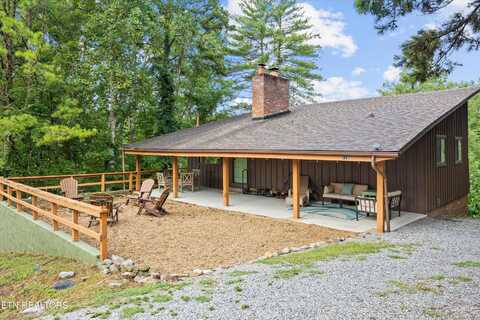 123 Cutter Gap Rd, Townsend, TN 37882